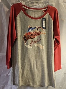 Nueva con etiquetas Camiseta Ariat Real Para Mujer Bucking Bronco Timbre Manga 3/4 Gris/Castillo Talla L - Imagen 1 de 7