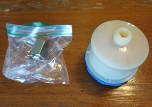 Alemite Easylube Single Point Lubricator Cup & Refill Fitting - Bild 1 von 3