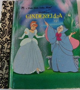 Little Golden Book Walt Disney's Cinderella Mini book 2.5" - Imagen 1 de 3