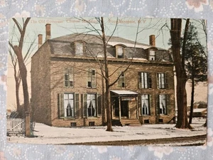 Antique Unposted ca. 1909 Old Governor Clinton Mansion Poughkeepsie NY Postcard - Picture 1 of 2