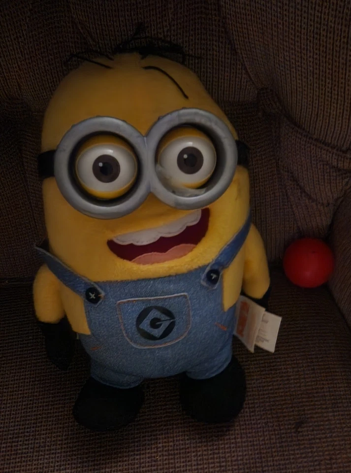 DESPICABLE ME 2 MINION DAVE Talks Ilumina Ojos Pop Out Peluche Thinkway Juguetes 11" Foto 1 de 4