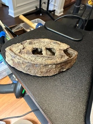 Antique Iron Metal 3.5 inch Primitive - Image 1 of 4