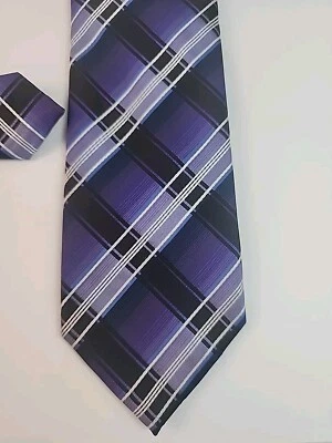 Corbata John Ashford Púrpura Tira Blanca 100% Poliéster Cuello Hombre Hecha en China Foto 1 de 4