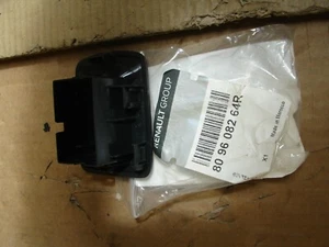 809608264R Fensterheberschalter für Dacia Logan Mk2 - Bild 1 von 1