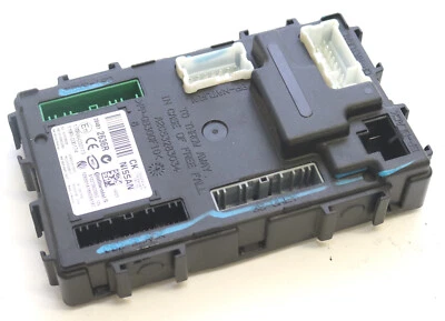 Centralina di sicurezza Renault Koleos I HY Facelift centralina di bordo - Immagine 1 di 2