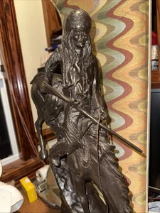 Escultura de bronce Mountain Man de 27 pulgadas de Frederic Remington AUTÉNTICA SIN COPIA - Imagen 1 de 13