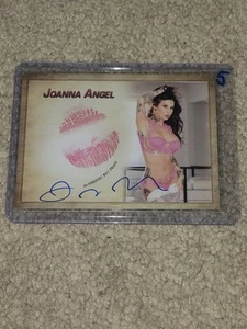 Tarjeta de beso firmada con autógrafo de Joanna Angel modelo de exposición de coleccionistas #5 - Imagen 1 de 2