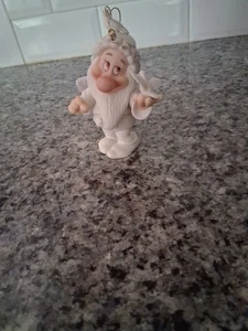 Lenox Disney A Very Bashful Christmas Ornament Snow White & 7 Dwarfs - Picture 1 of 2