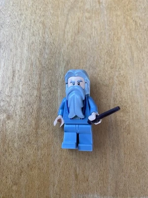 乐高阿不思·邓布利多 - 沙蓝色套装带银色刺绣迷你人偶 — 第 1/3 张图片