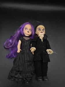 Muñecas Living Dead Scary Tales Vol 2 La Bella y la Bestia - Muñeca - Imagen 1 de 3