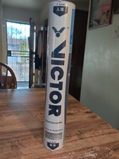 12 VICTOR BRAND SHUTTLECOCKS BNIP