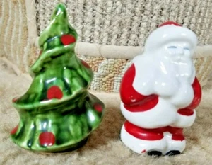 Juego de coctelera de sal y pimienta de cerámica vintage Santa y árbol de Navidad  - Imagen 1 de 5