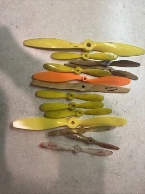 Juego - 15 Misc. Hélices Foto 1 de 4