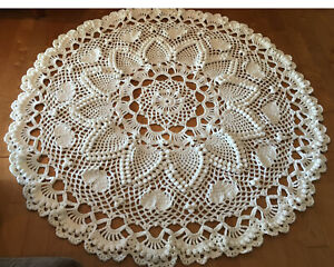 LARGE Hand Crocheted Lace Doily Area Rug 86"  Vintage Style Medallion  