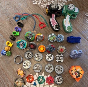 Beyblade Metal Fusion Fight Lote De 25 Hasbro Takara Pegasus Nemesis Leone - Imagen 1 de 12