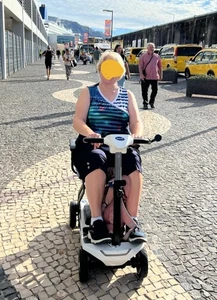 Senioren Reise Mobil Invacare Scorpius A - Bild 1 von 6