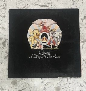 1976 Queen A Day At The Races 12” Vinyl Record *Combine Shipping* - Picture 1 of 8