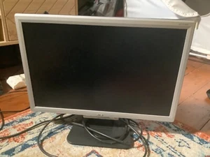 Acer 19" LCD Monitor - AL1916W - VGA - 1440 x 900 Tested - Picture 1 of 1