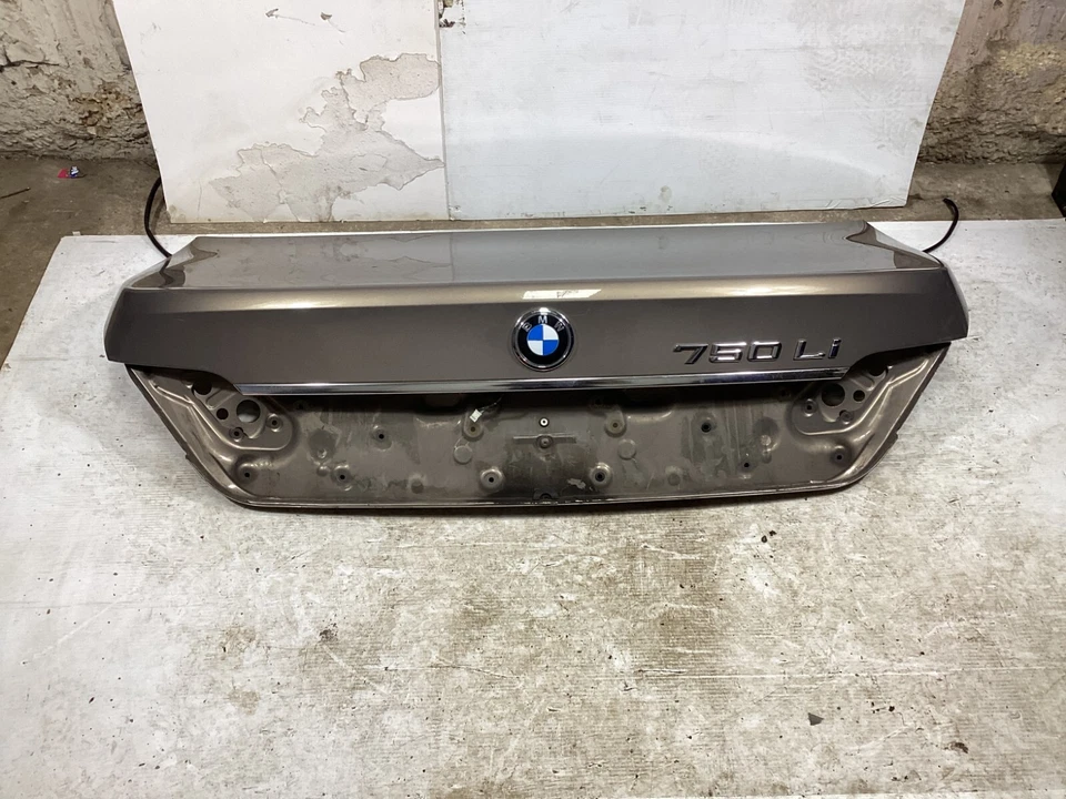 BMW 750i 750li E65 E66 2006-2008 maletero trasero tapa carcasa panel OEM. Foto 1 de 4