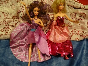 Konvolut=2 schöne Barbies Kleidung Parma und Glitzer=siehe Gartenpflanzen - Bild 1 von 24