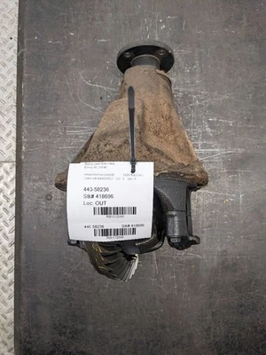 Eje trasero 4 cilindros 2x2 sin bloqueo para camioneta Nissan 88-89 1172500 Foto 1 de 4