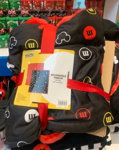 Disney Springs M&M's World Reversible Throw Black Blanket New with Tag - Picture 1 of 3