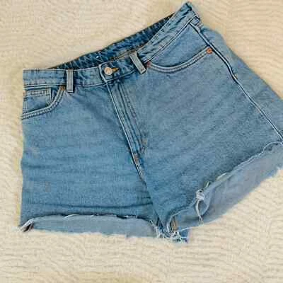 Monki Denim High Rise Cut-off Shorts Sz 29 - Image 1 of 4