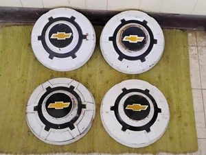 69-75 Chevy Truck 3/4 ton Dog Dish 12" HUB CAPS Set of 4 C20 16" 16.5" - Picture 1 of 6