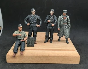 1/35 painted Panzer Crew + gen. Heinz Guderian (4 fig.) - Picture 1 of 1