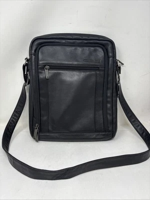 Bolso bandolera mensajero de cuero Kenneth Cole Foto 1 de 4