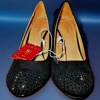 Merona Black Suede Pumps Crystal Stud Toes 5 1/2 Brand New W/ Tags No Box *SALE* - Image 1 of 4