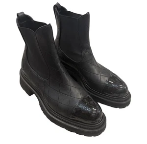 CHANEL COCO BLACK QUILTED ANKLE BOOT PATENT TOE CAP SZ 39.5 - Picture 1 of 10