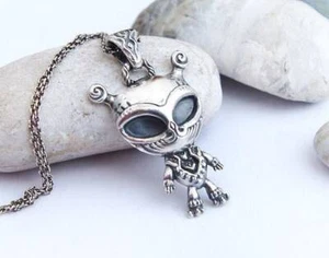 Colgante Alien en plata de ley 925 - Imagen 1 de 4