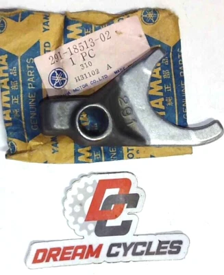 Horquilla de cambio de transmisión Yamaha 3 1973 DT3 RT3 1975 YZ250 YZ360 OEM NUEVA DE STOCK Foto 1 de 3