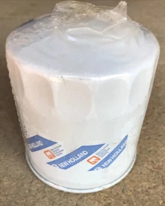 Genuine New Holland Engine Oil Filter Part # 86546617 - Picture 1 of 3