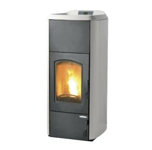 LAMINOX ZARA OMNIA IDRO LUX 30 KW TERMOSTUFA PELLET IDROVENTILATA AVORIO - Foto 1 di 2
