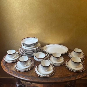 Juego de cena vintage de 38 piezas con estampado dorado borgoña Alfred Meakin Suzanne - Imagen 1 de 24