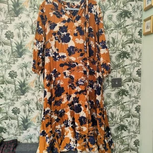 Joe Browns Maxi Dress UK 24 Orange Flowers Belt - Picture 1 of 6