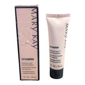 Mary Kay TimeWise Matte-Wear Liquid Foundation Ivory 6 #038702 1 fl. oz. - Picture 1 of 6