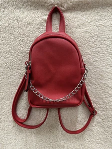 Rote modische Mini-Tasche Rucksack Handtasche Umhängetasche verstellbar Reißverschluss Kettengriff - Bild 1 von 11