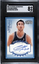2003-2004 Fleer Skybox Autographics Manu Ginobili /200 Auto Autograph SGC 8 