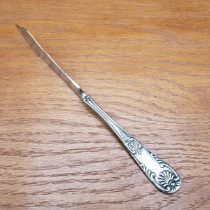 McDonald Bros A1 Silverplate Master Butter Knife Shell Scroll Pattern Antique - Picture 1 of 6
