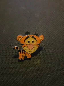 Disney Tigger Pin (Authentisch) - Bild 1 von 2