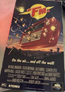 FM, 1978 Film (VHS, 1991)Used Movie Retro Mca  Comedy Tape - Imagen 1 de 1