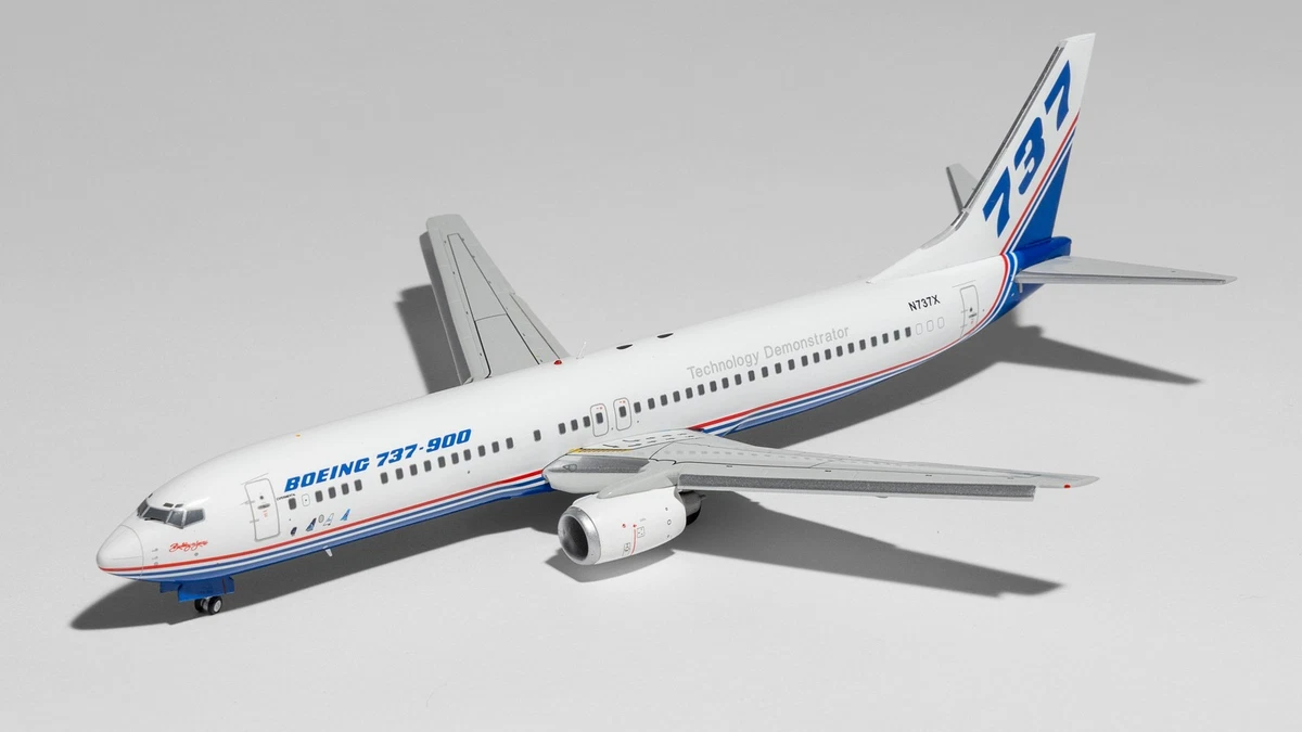 JC JAL JOMON B737-800 JA329J 1/200 FD⤵︎ JC Wings Boeing 737