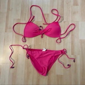 Sofia by Vix women’s  beaded pink fuchsia string bikini in size medium - Picture 1 of 11