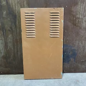 Alte Metalltür Schranktür Lüftungsgitter Lamellen Tür / H95 B53 cm - Bild 1 von 3