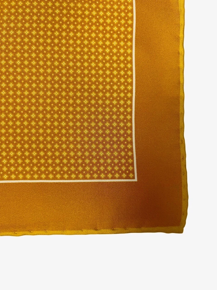 Novo CESARE ATTOLINI NAPOLI Laranja Amarelo Floral Caixa Estampa de Seda Bolso Quadrado - Imagem 1 de 2