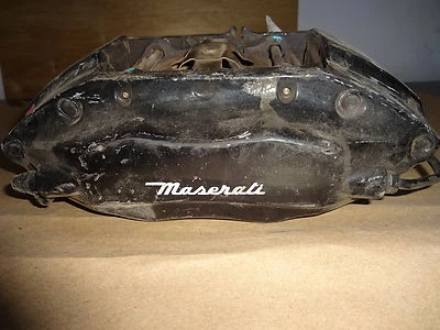 Pinza de freno delantera derecha derecha Maserati 4200 cupé # 387201108 Foto 1 de 4