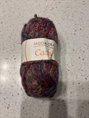 MODA DEA CACHE YARN 50g BULKY #5 Wool Acrylic Polyester Color Rave 1.8 Oz 72 Yds - Image 1 of 4